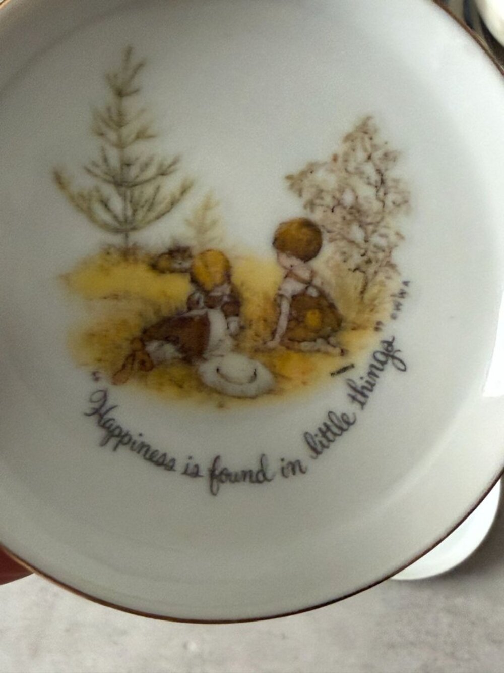 Vintage Holly Hobbie Set Five 3.5" Trinket Coasters Dishes Porcelain Japan 1973 - Picture 4 of 7